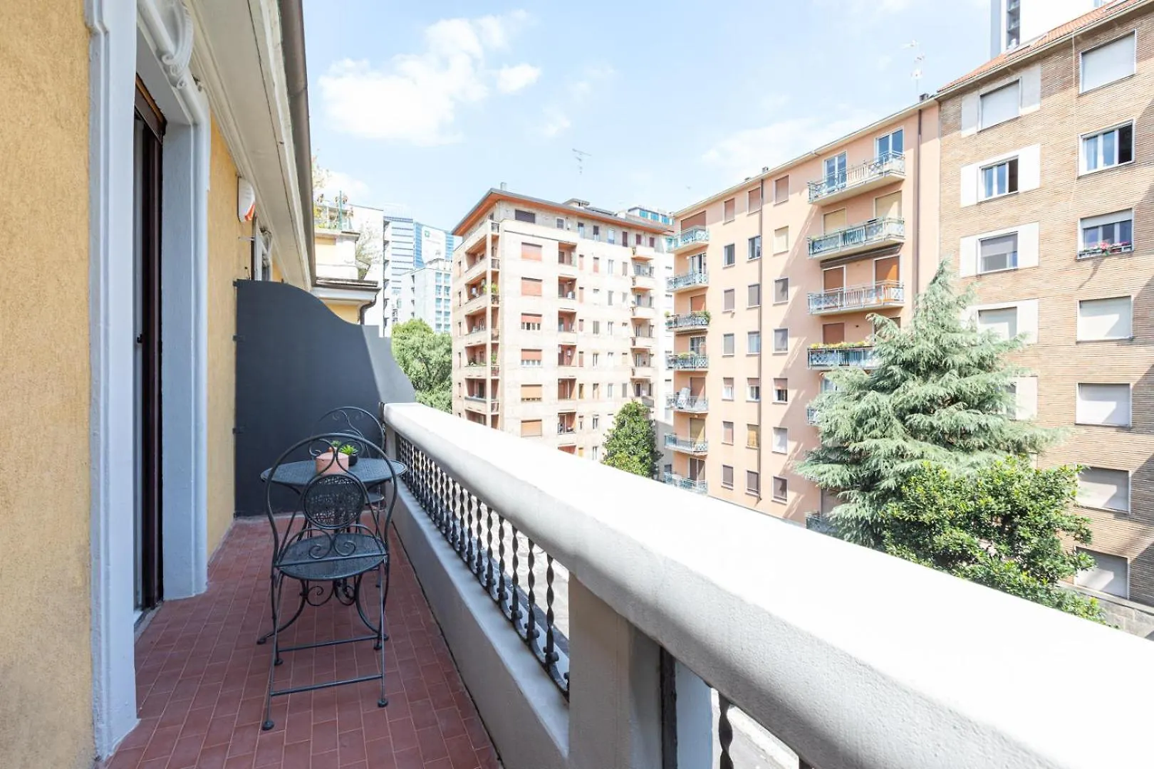 Apartment Centrale Suite With Balcony - Top Collection Milan